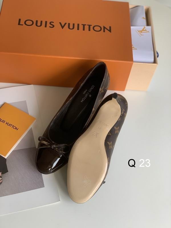 LV Women's Shoes 174